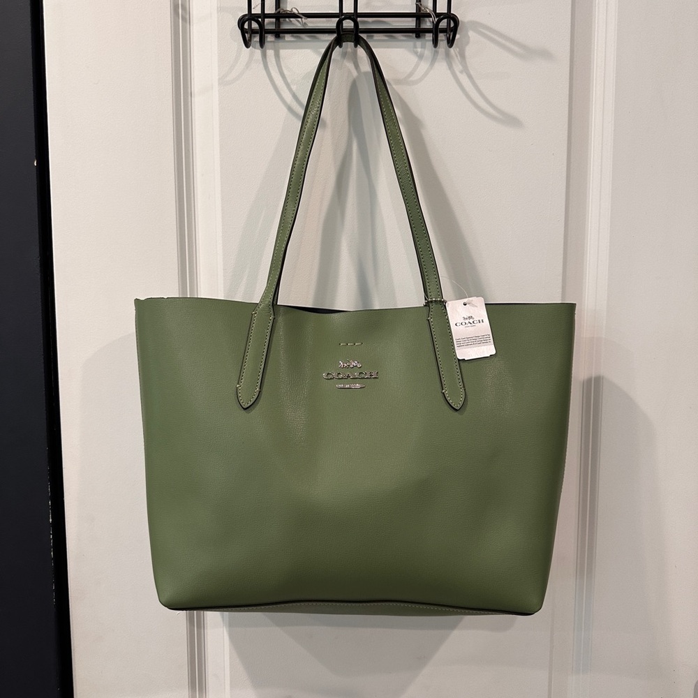 Coach Leather Avenue Green Leather Tote